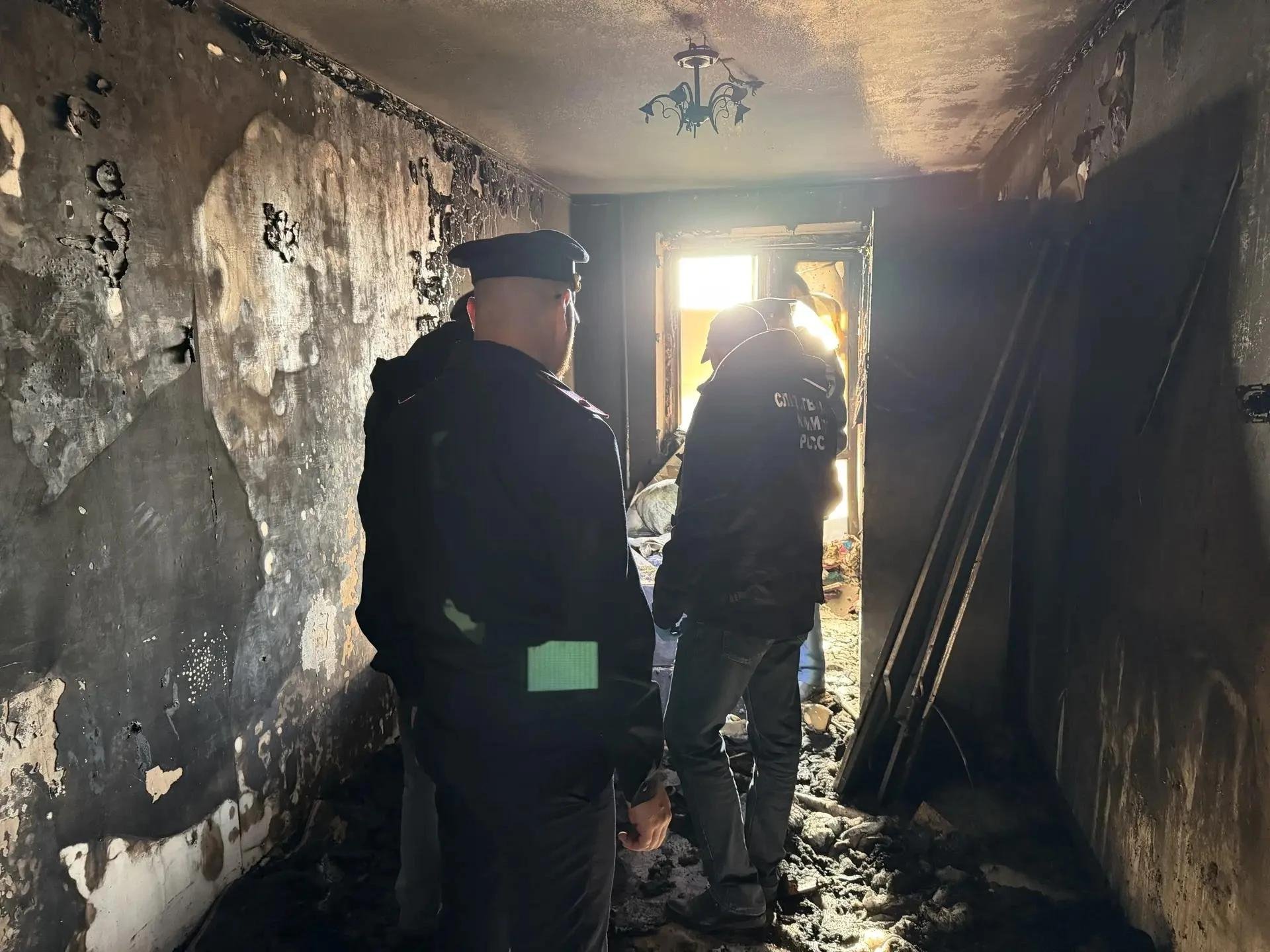 В Хабаровском крае возбуждено уголовное дело по факту гибели пяти человек во время пожара Следком Хабаровского края и ЕАО